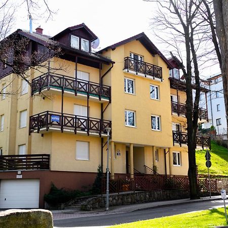 Wonder Home - Apartament Blisko Centrum Karpacza, W Cichej I Zielonej Okolicy Luaran gambar